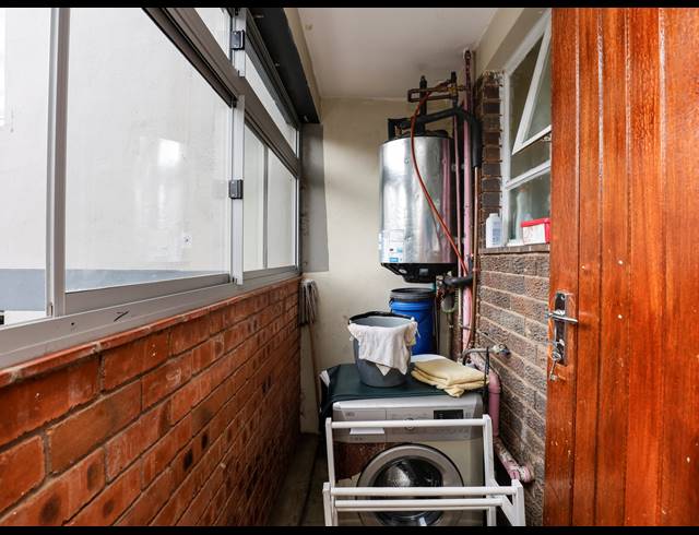 3 BEDROOM APARTMENT FOR SALE IN MORNINGSIDE